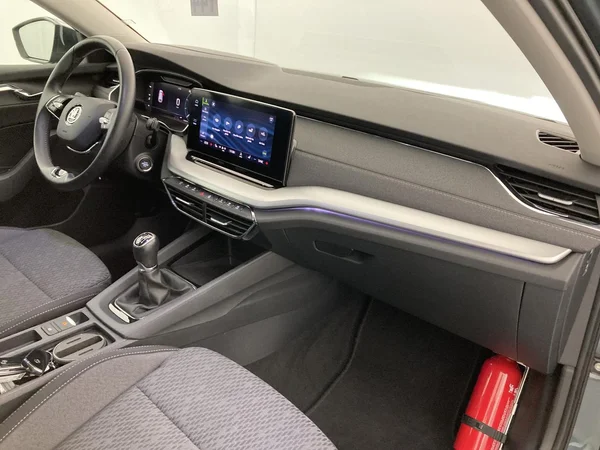SKODA Octavia Combi (2021) — foto 34 van 36