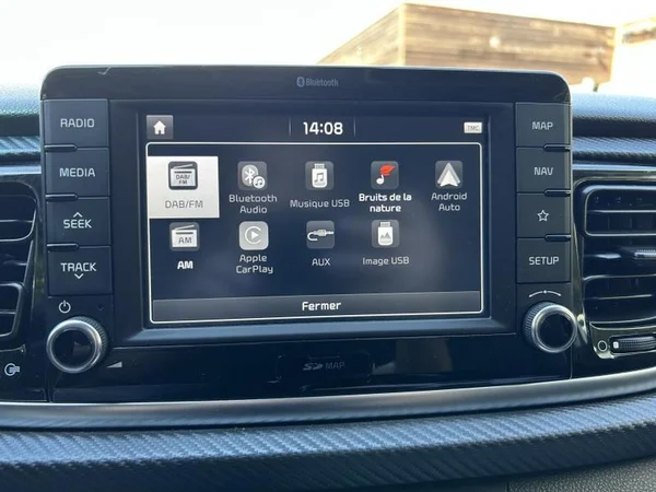 KIA Rio (2020) — foto 15 van 31