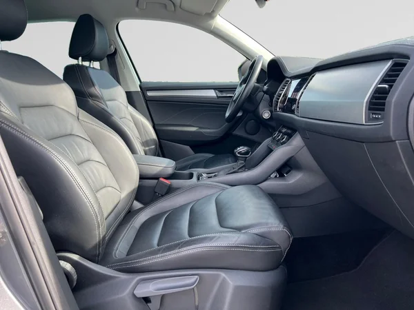 SKODA Kodiaq (2022) — foto 14 van 18