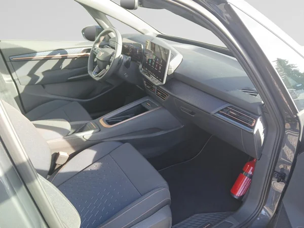 CUPRA Born (2026) — foto 3 van 17