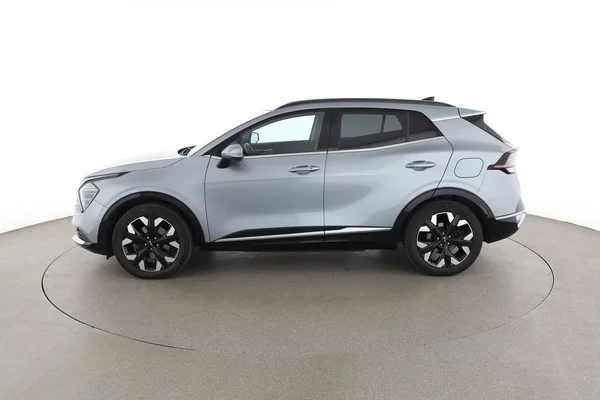 Kia Sportage (2023) — foto 9 van 16