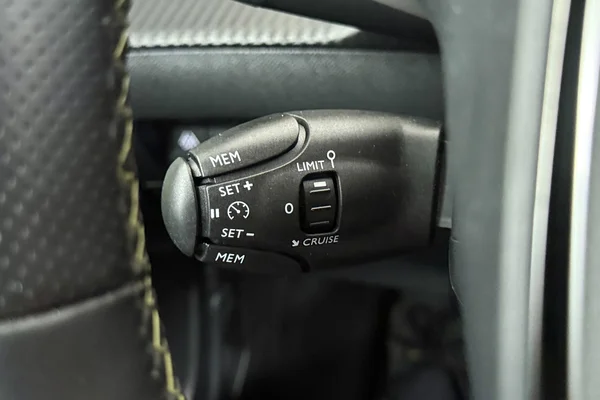 Peugeot 2008 (2020) — foto 10 van 40
