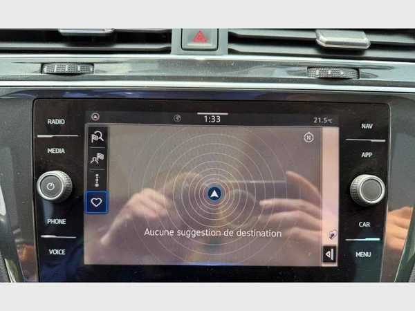 Volkswagen Tiguan (2021) — foto 7 van 27