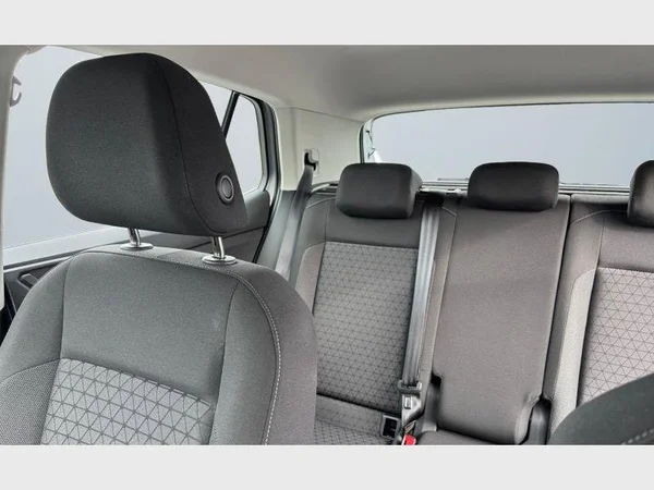 Volkswagen T-CROSS (2023) — foto 3 van 22