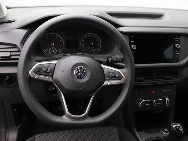 VOLKSWAGEN T-Cross (2020) — foto 16 van 16