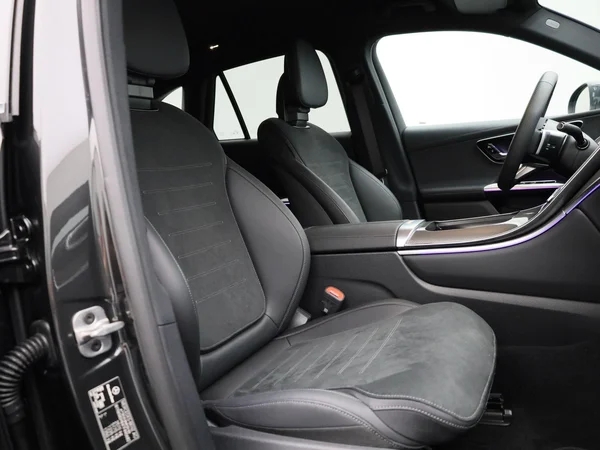 Mercedes-Benz GLC (2025) — foto 31 van 45