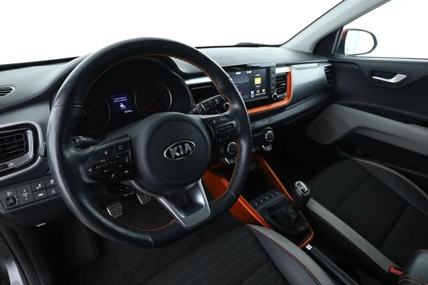 Kia Stonic (2020) — foto 2 van 16