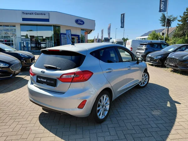 Ford Fiesta (2019) — foto 17 van 21