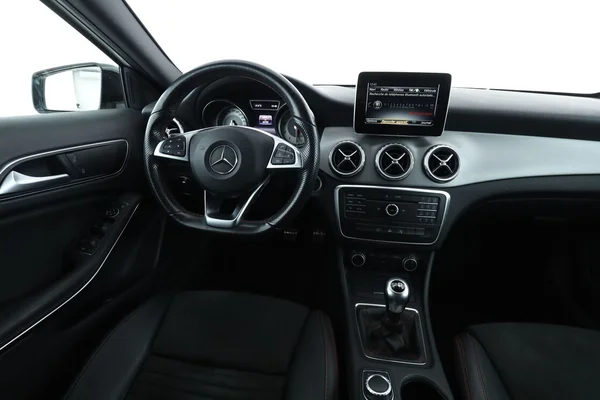 Mercedes-Benz GLA-Klasse (2017) — foto 4 van 16