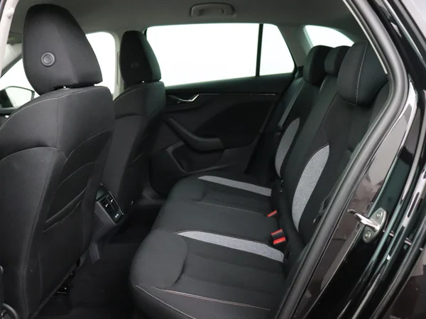 SKODA Scala (2025) — foto 2 van 18