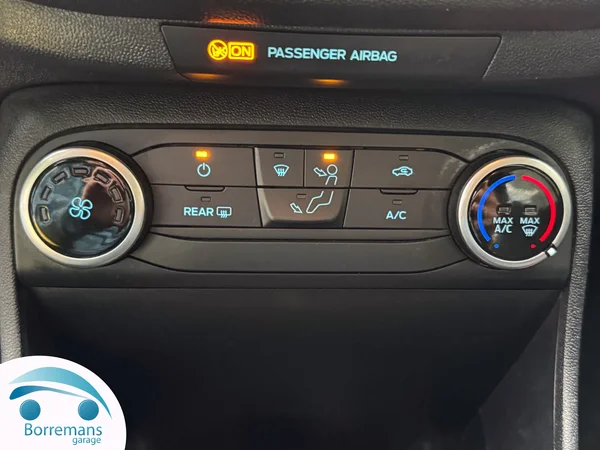 Ford Fiesta (2021) — foto 8 van 16