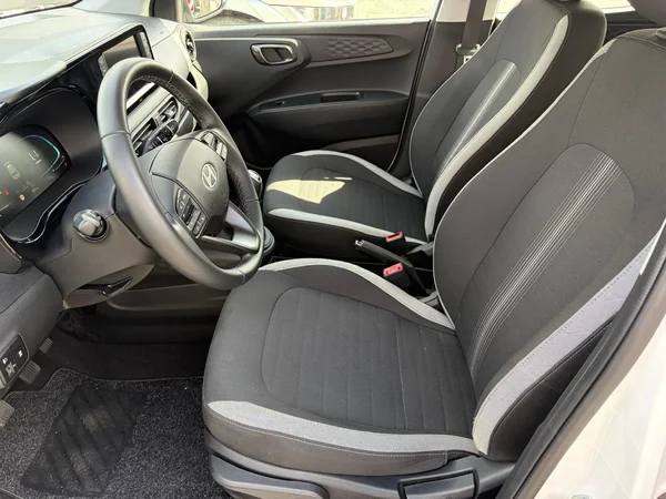 Hyundai i10 (2025) — foto 18 van 20