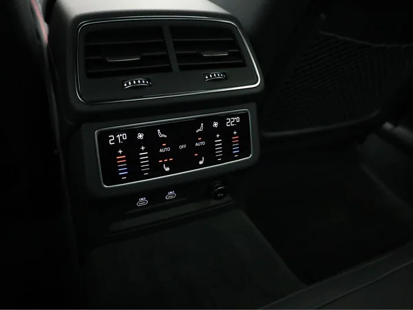 AUDI A6 PHEV (2025) — foto 5 van 24