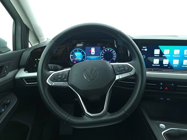 Volkswagen Golf VIII SW (2024) — foto 5 van 27