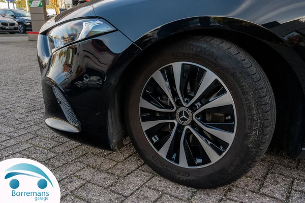 Mercedes-Benz A-160 (2022) — foto 6 van 39