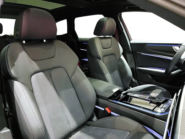 AUDI A6 Avant (2025) — foto 7 van 24