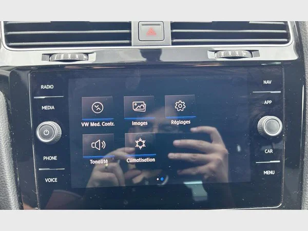 VOLKSWAGEN Golf VII (2019) — foto 18 van 31