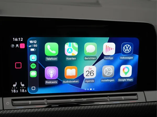 VOLKSWAGEN Golf VIII (2022) — foto 30 van 31