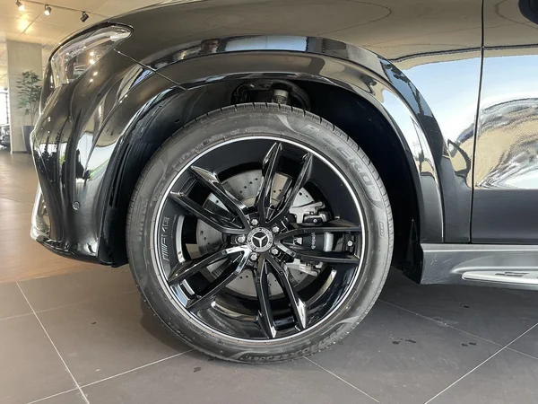 Mercedes-Benz GLE (2023) — foto 17 van 23