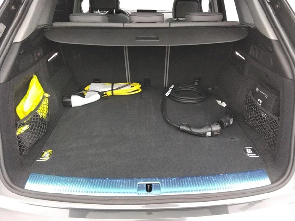 AUDI Q5 PHEV (2023) — foto 14 van 24