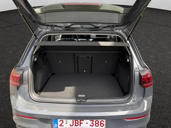 VOLKSWAGEN Golf VIII (2025) — foto 7 van 16