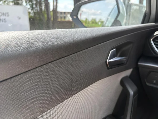 SEAT Leon (2020) — foto 7 van 24