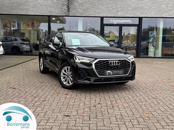 Audi Q3 (2022) — foto 1 van 55