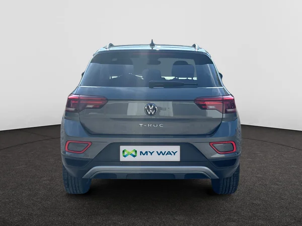 VOLKSWAGEN T-Roc (2022) — foto 14 van 17