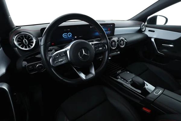 Mercedes-Benz CLA-Klasse (2020) — foto 2 van 16