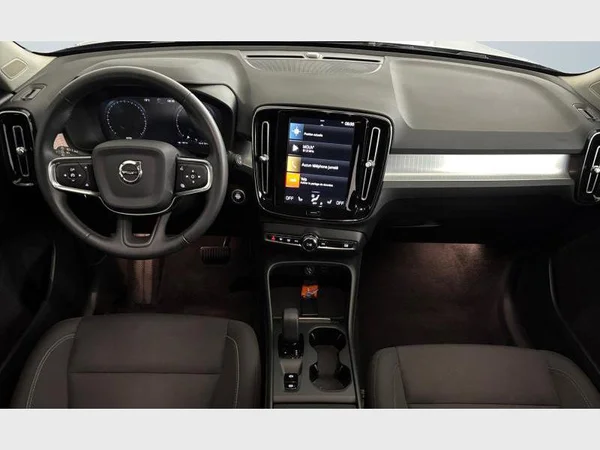 VOLVO XC40 (2022) — foto 27 van 28