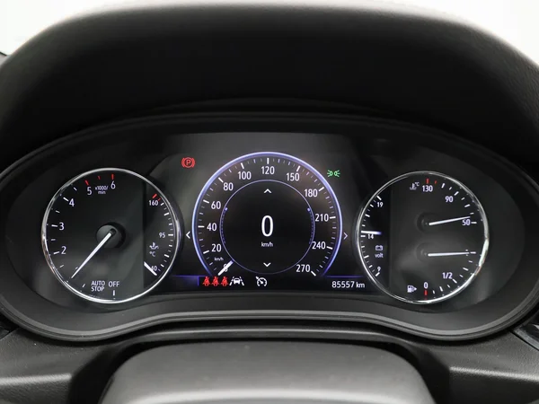 Opel Insignia (2022) — foto 11 van 37