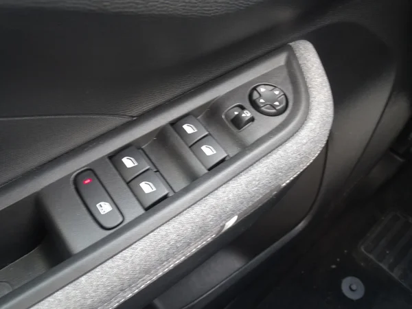 Opel Frontera (2025) — foto 14 van 28