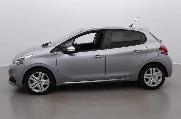 Peugeot 208 (2019) — foto 12 van 32