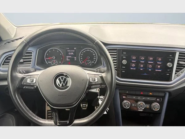 Volkswagen T-Roc (2021) — foto 23 van 23