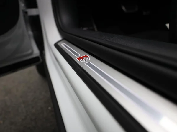 AUDI SQ2 (2025) — foto 7 van 24