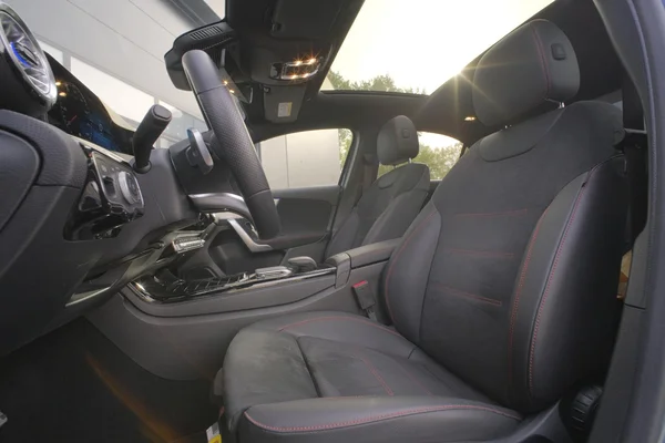 Mercedes-Benz A-Klasse (2024) — foto 6 van 31
