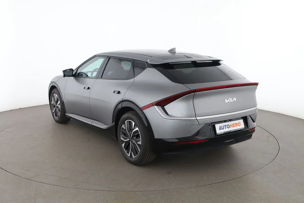 Kia EV6 (2023) — foto 11 van 17