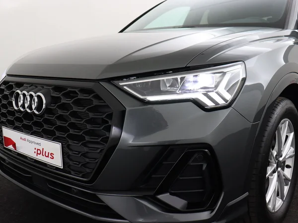 AUDI Q3 Sportback (2025) — foto 9 van 19