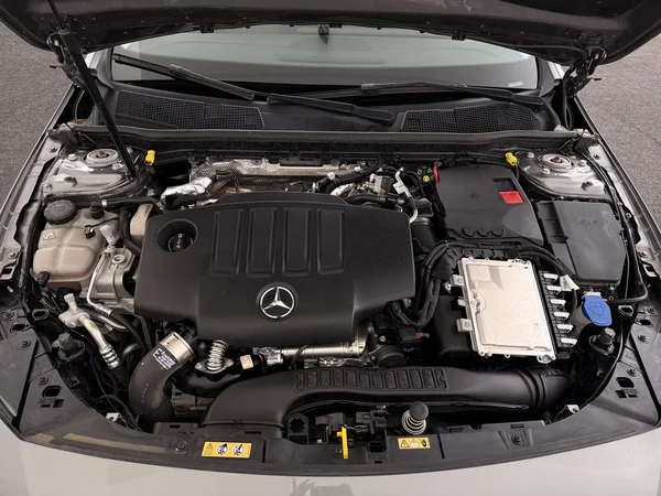 MERCEDES A 180 (2021) — foto 6 van 30