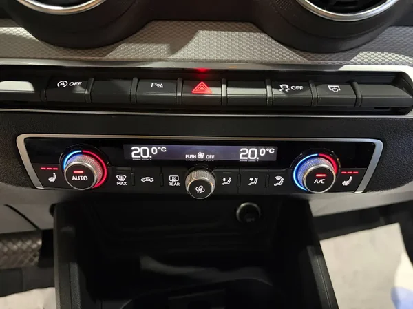 Audi Q2 (2020) — foto 6 van 24