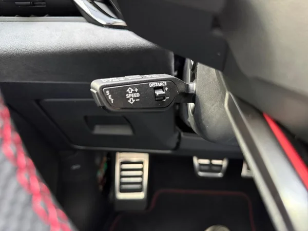AUDI RS 5 Avant PHEV (2026) — foto 5 van 21