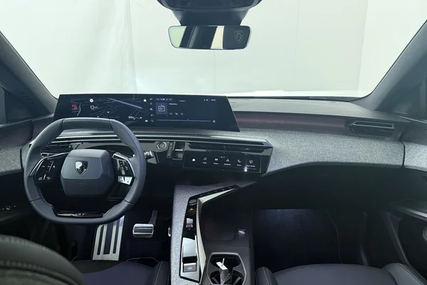 Peugeot 5008 (2025) — foto 17 van 17