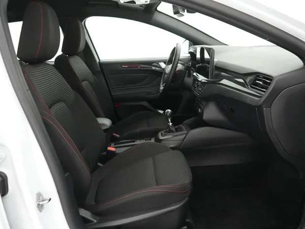 Ford Focus (2024) — foto 4 van 24