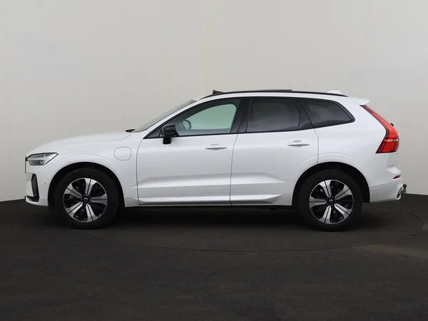 VOLVO XC60 (2024) — foto 12 van 32