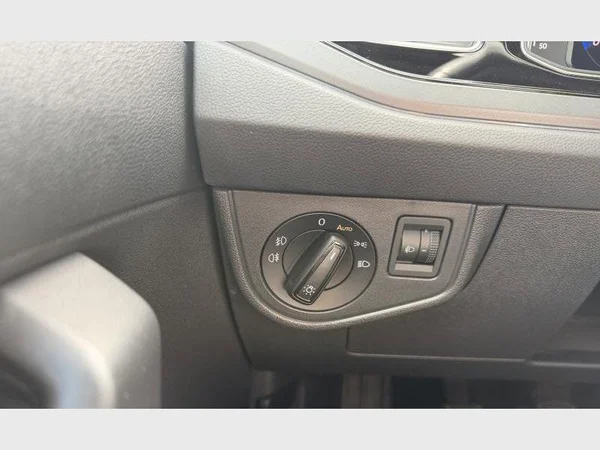 Volkswagen Taigo (2023) — foto 13 van 22