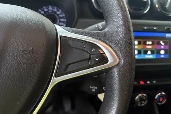Dacia Duster (2020) — foto 6 van 20