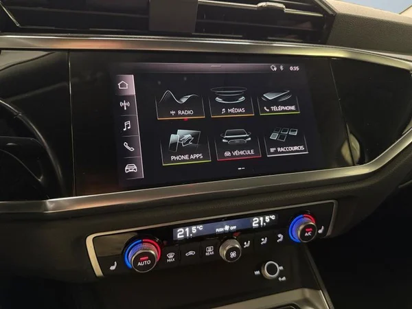 AUDI Q3 Sportback (2020) — foto 9 van 29