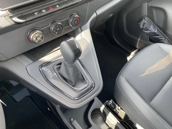 Renault Kangoo (2026) — foto 2 van 20