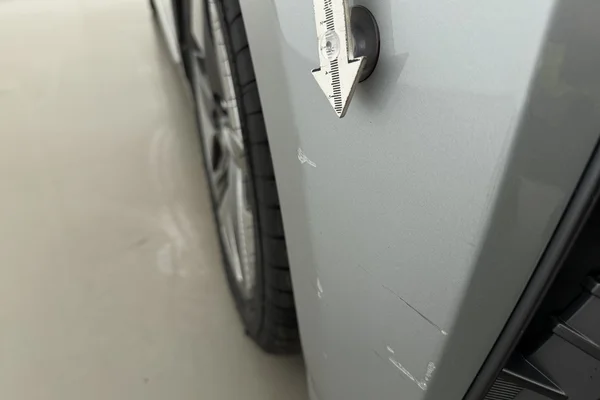 Hyundai Ioniq Hev (2020) — foto 9 van 20