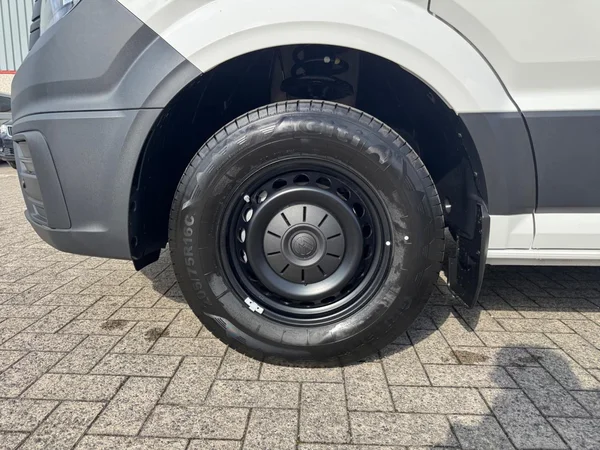 VOLKSWAGEN Crafter 35 Fourgon Mwb HR Dsl (2026) — foto 6 van 20